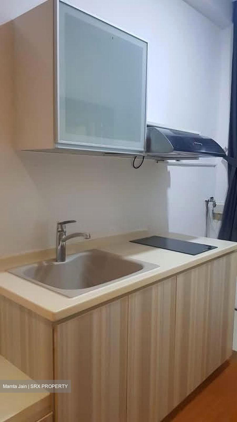 Hoa Nam Building (D8), Apartment #597726451